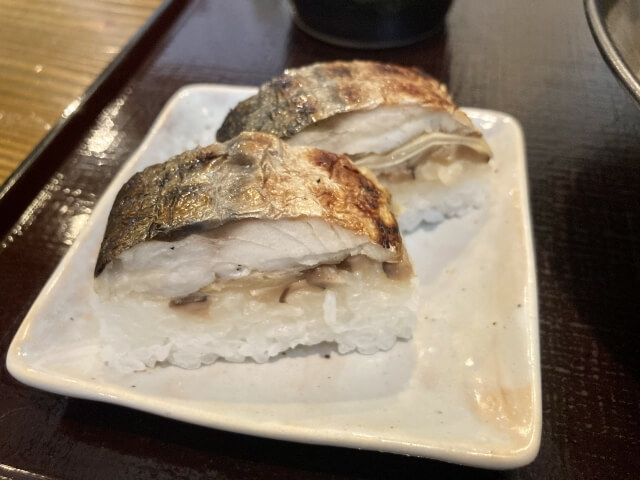 grilled mackerel sushi